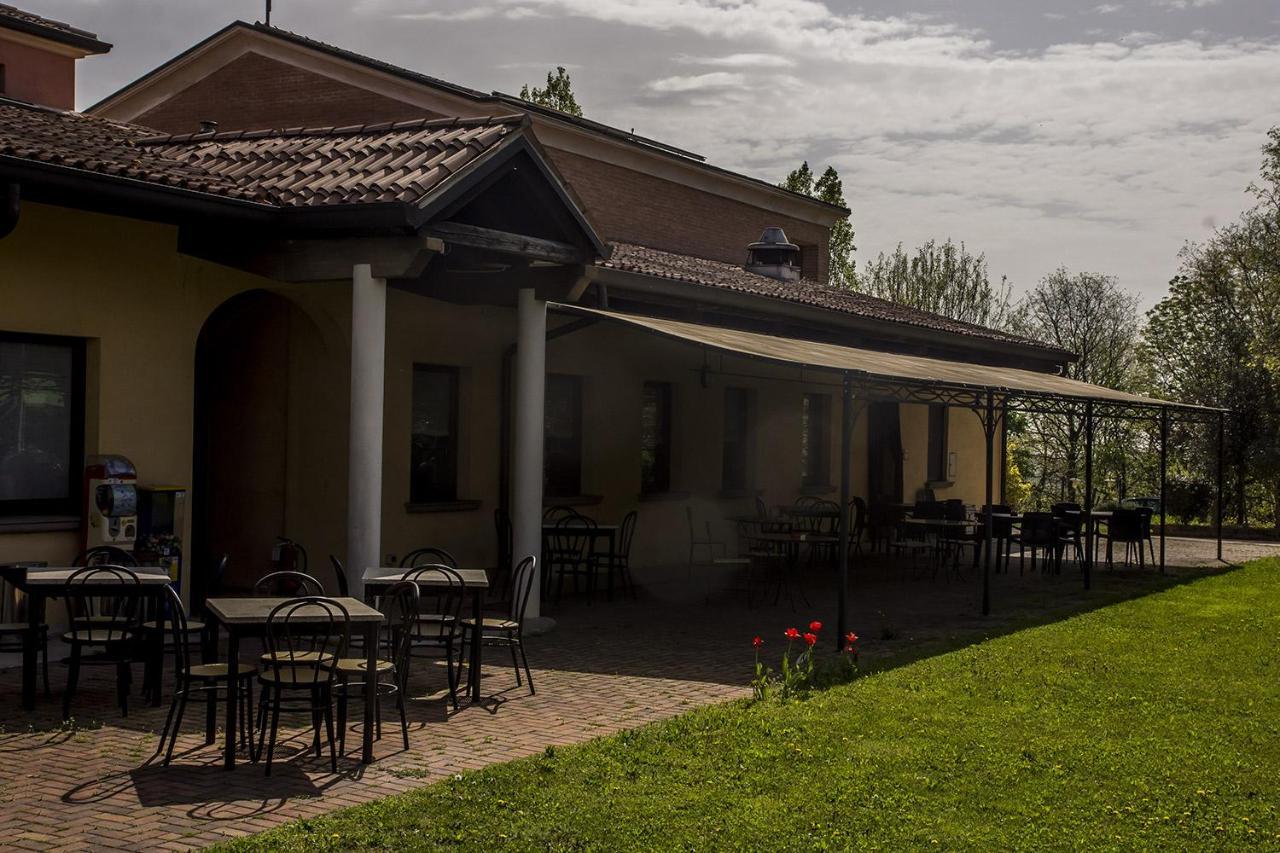 Agriturismo Lupo Bianco Monzambano Dış mekan fotoğraf